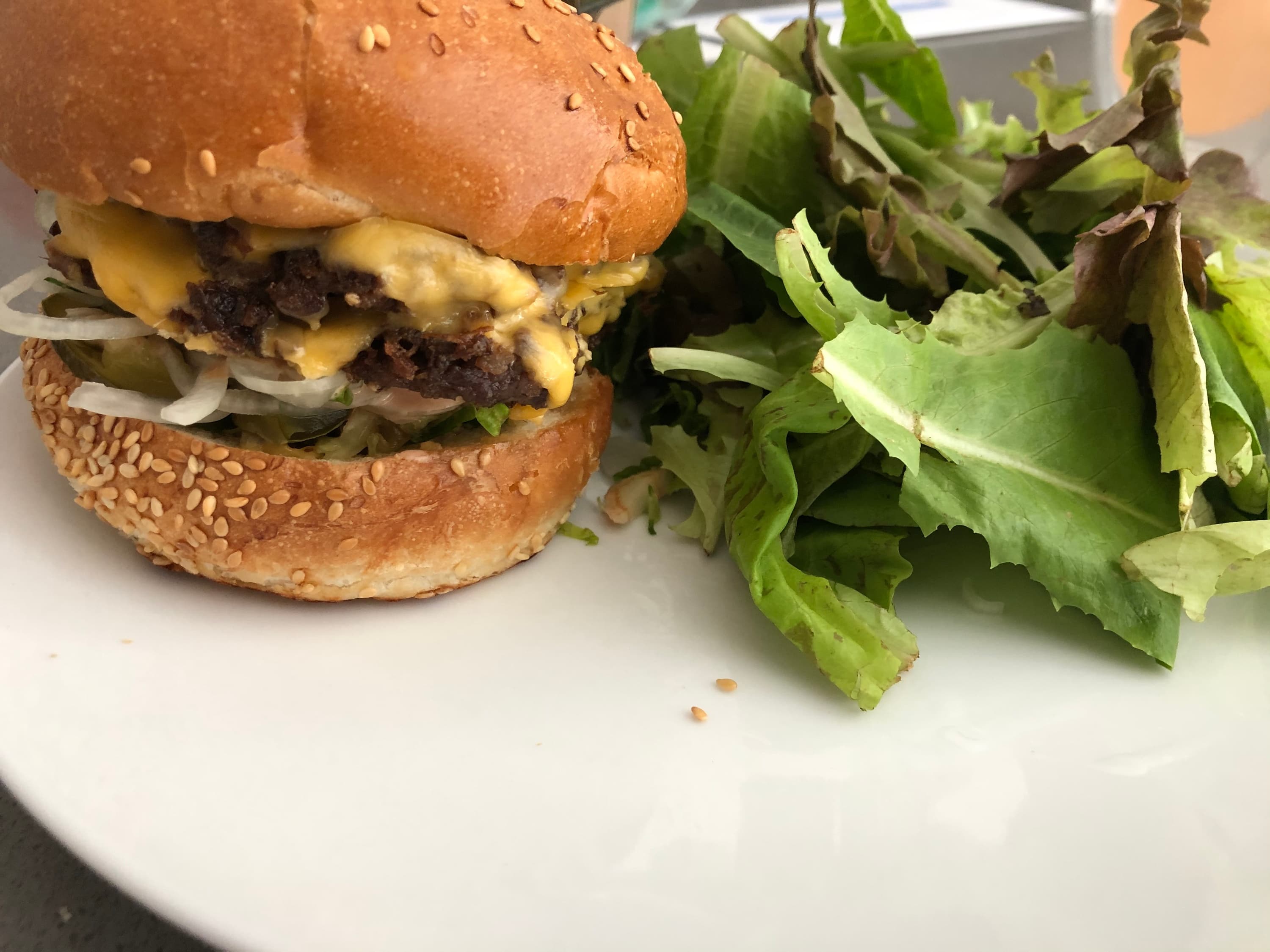 Causwells — Americana Burger