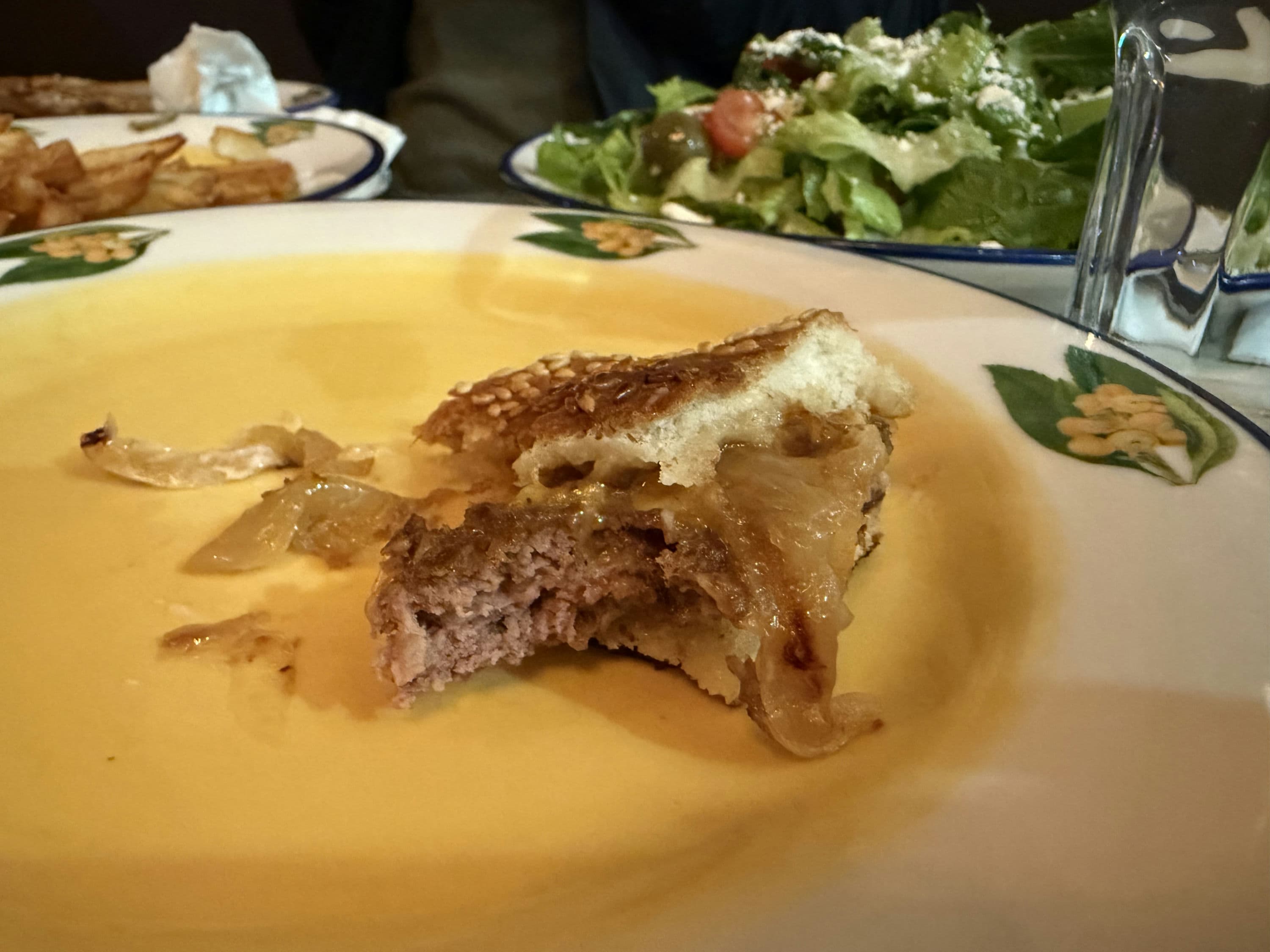 La Sarrasine — Cheeseburger