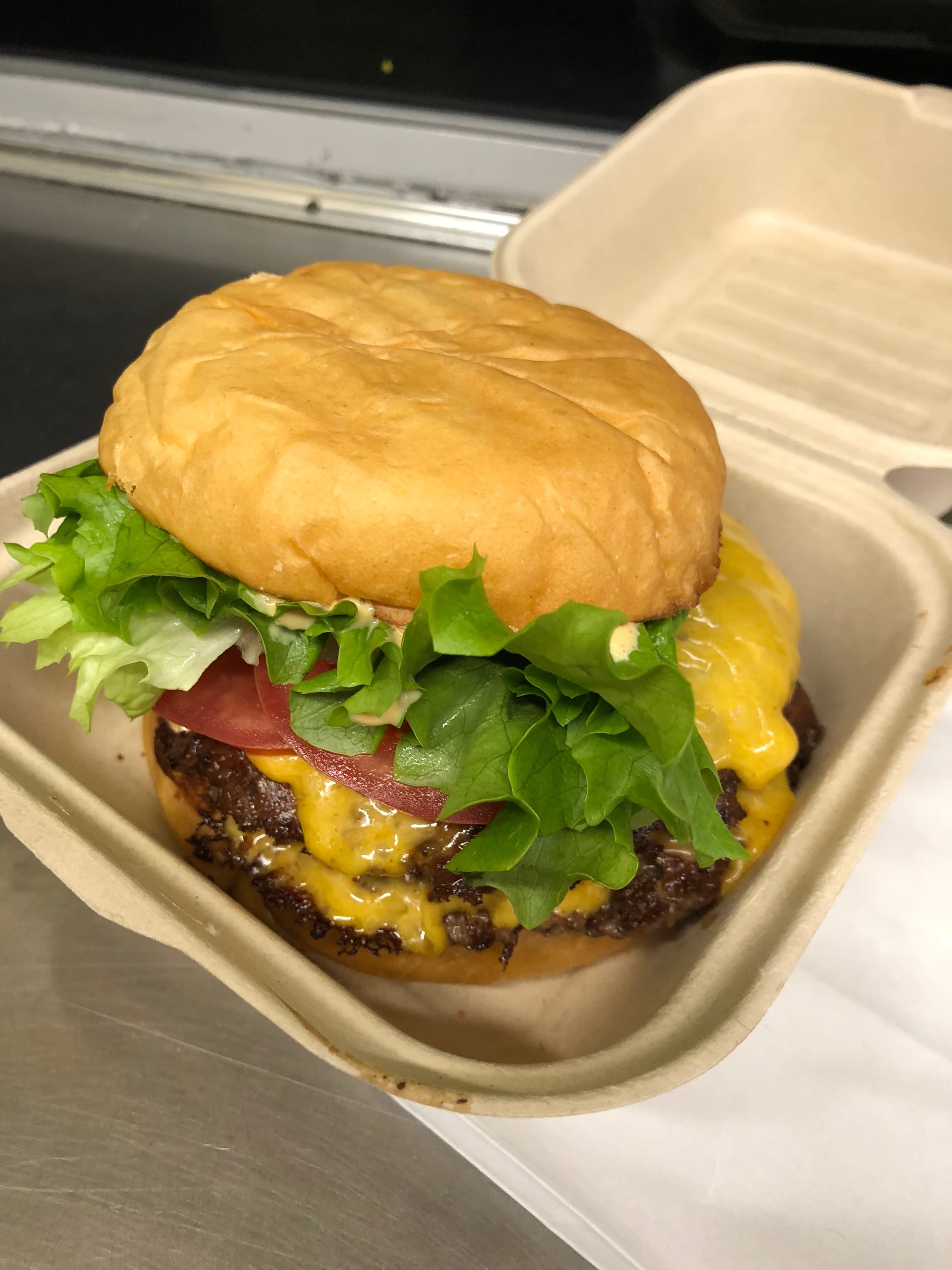 Beep’s Burgers — The 1/2 lb Beep’s Burger